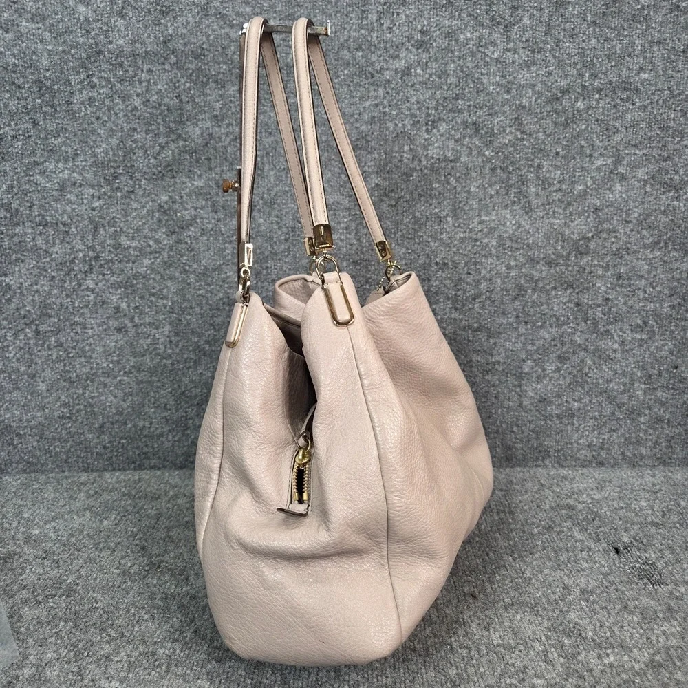 Coach Bag 26224 Madison Pebbled Leather Phoebe Shoulder Bag Taupe Preowned Clean